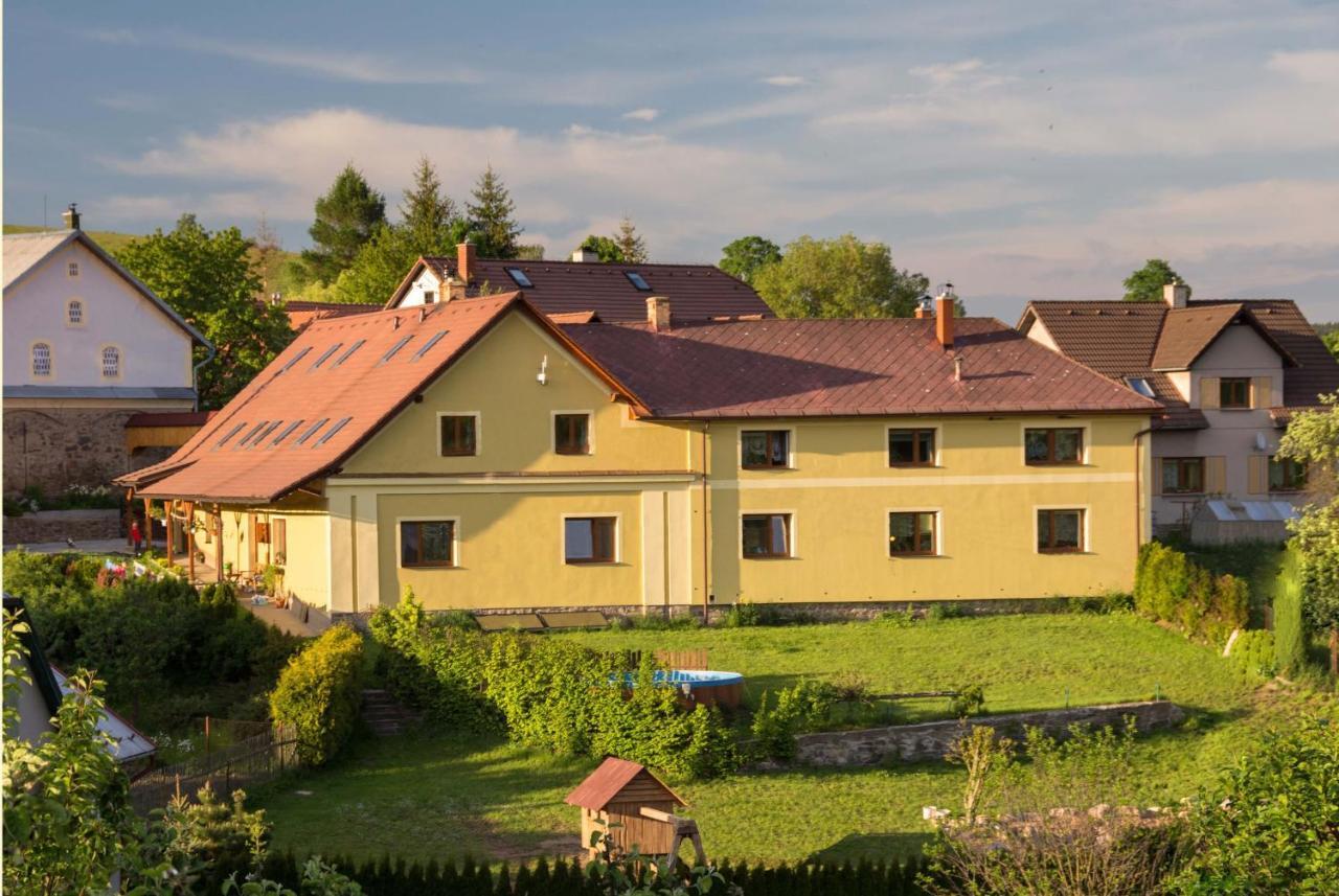 Penzion Konvalinka Jimramovské Pavlovice Zewnętrze zdjęcie
